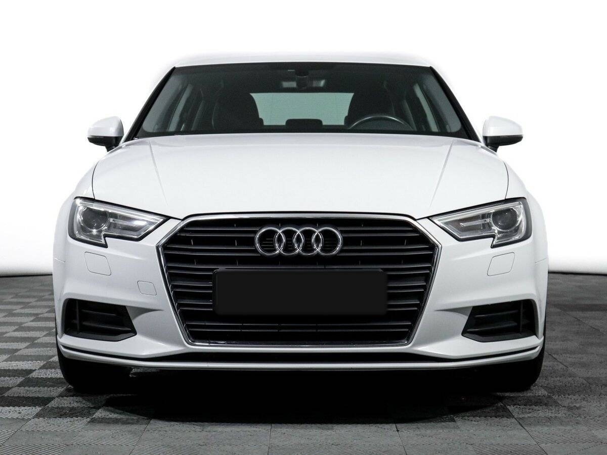 Audi A3 б/у, 2017, Роботизированная. Фото: #1
