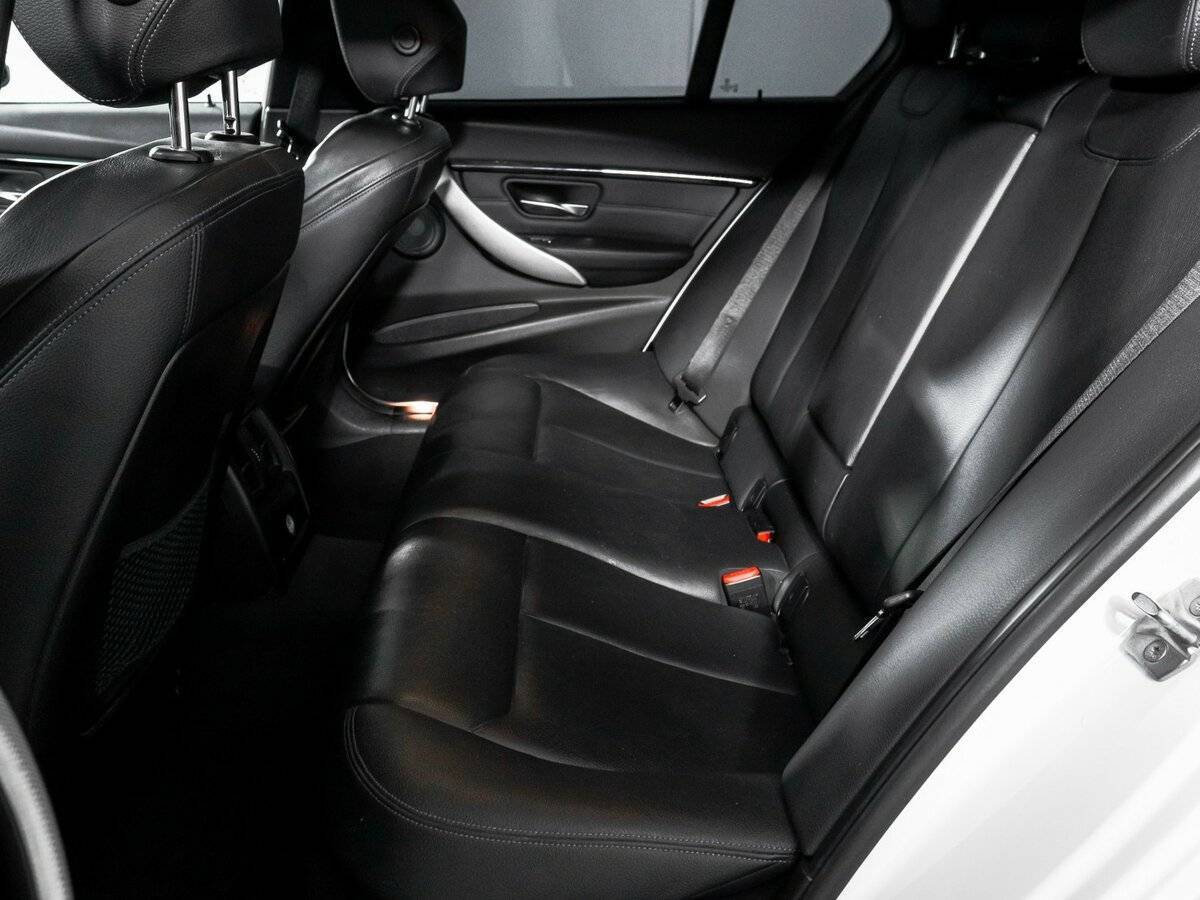 BMW 3 серии б/у, 2018, Автоматическая. Фото: #9