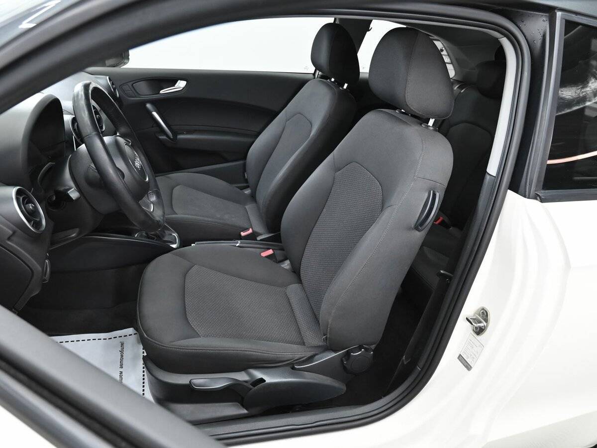 Audi A1 б/у, 2012, Роботизированная. Фото: #5