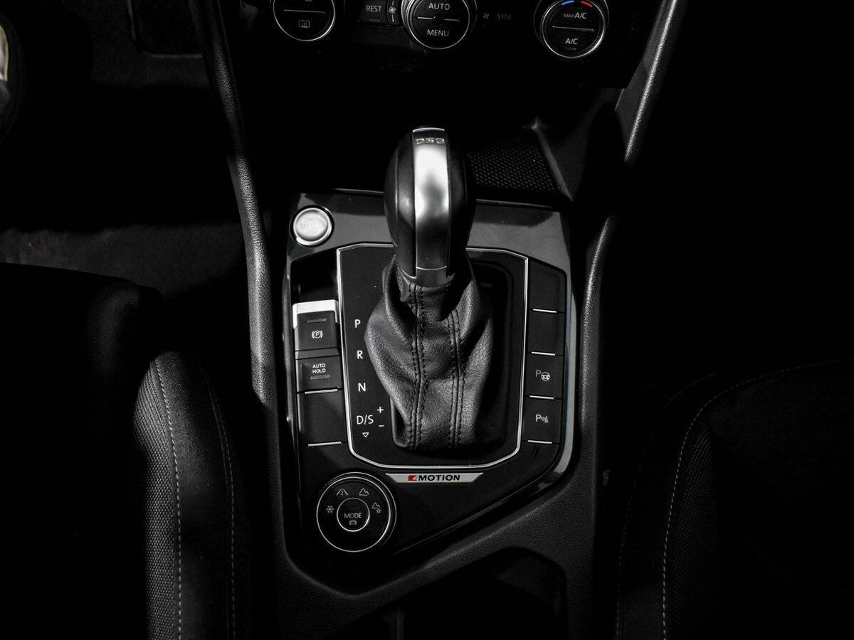 Volkswagen Tiguan б/у, 2018, Роботизированная. Фото: #10