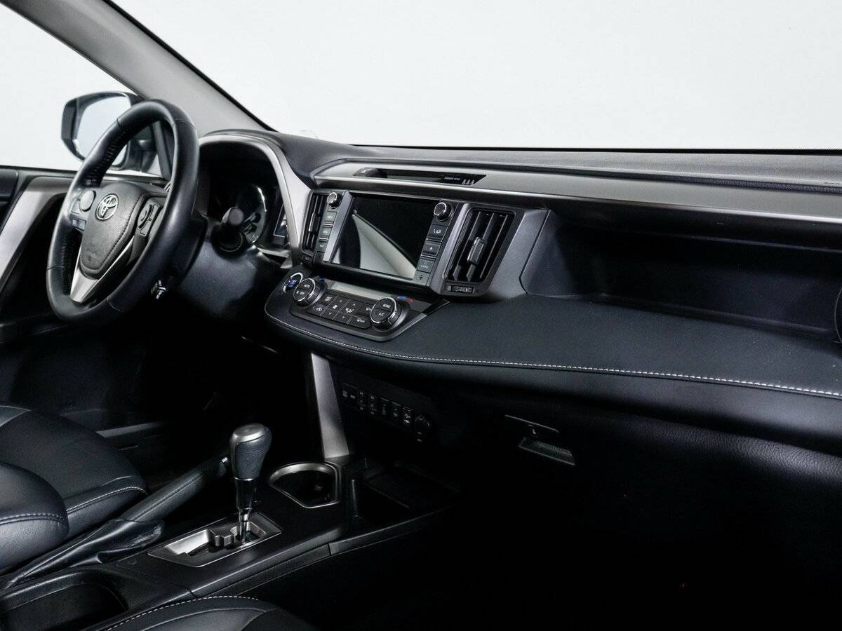 Toyota RAV4 б/у, 2018, Автоматическая. Фото: #8