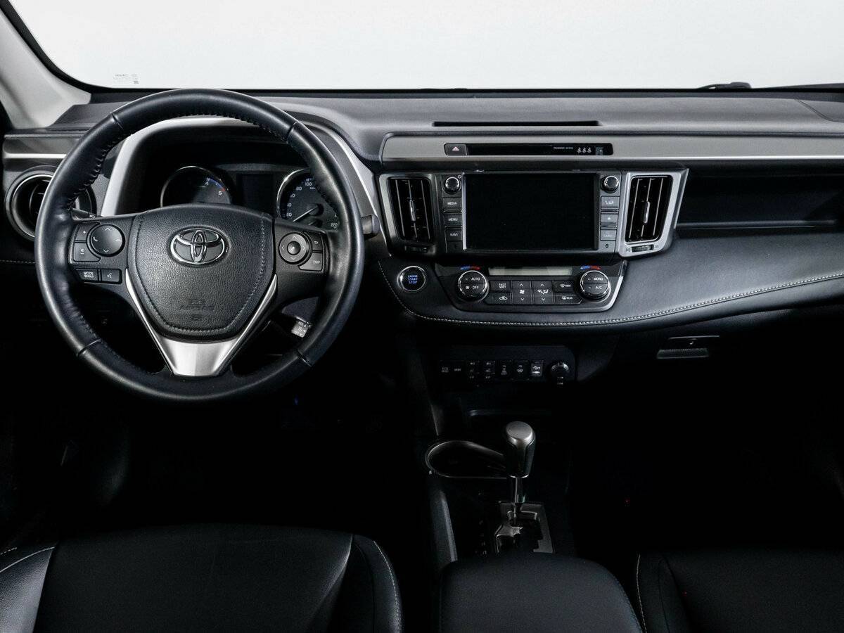 Toyota RAV4 б/у, 2018, Автоматическая. Фото: #11