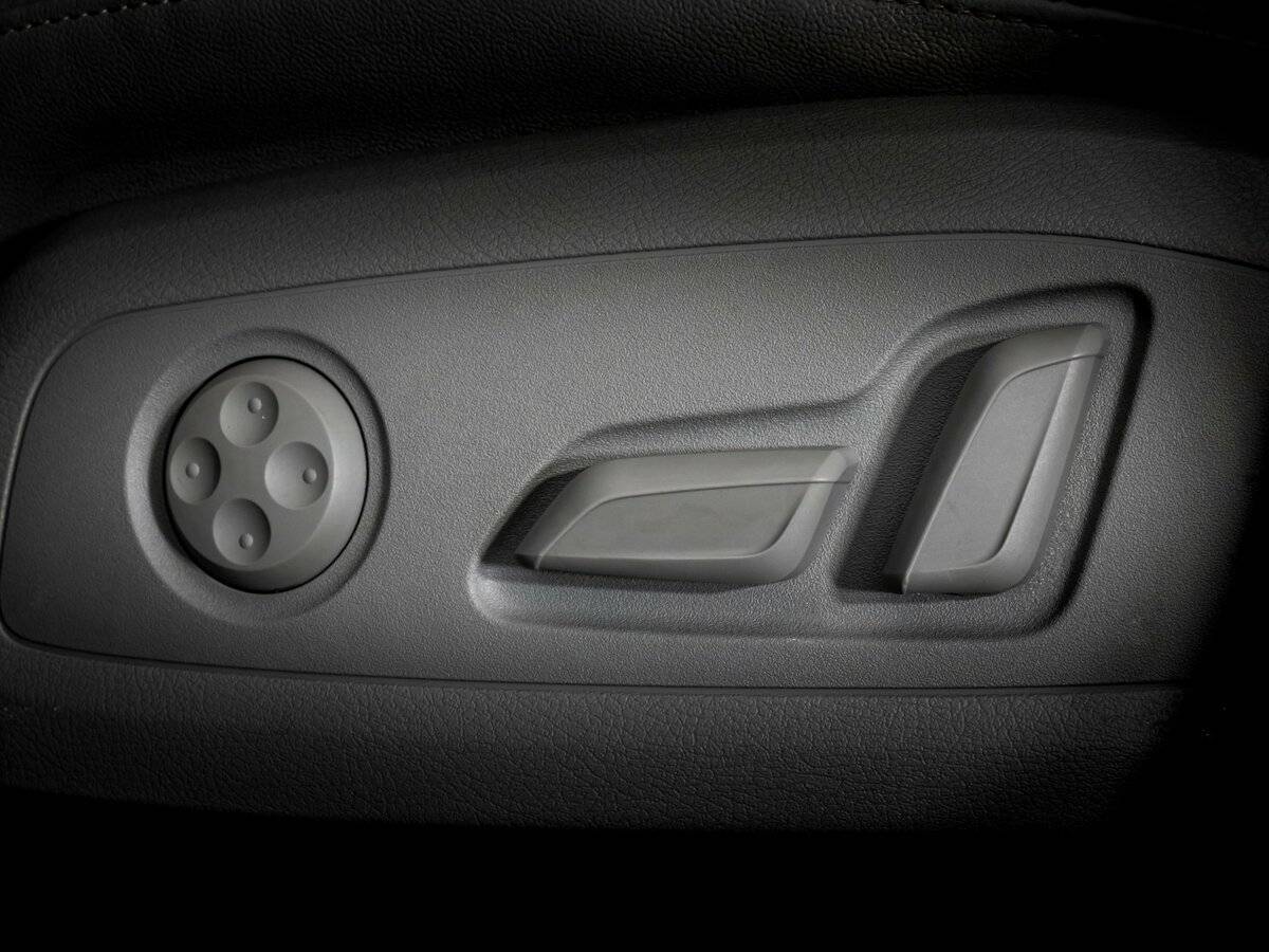 Audi A4 б/у, 2017, Роботизированная. Фото: #24