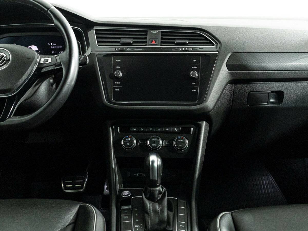 Volkswagen Tiguan б/у, 2020, Роботизированная. Фото: #13