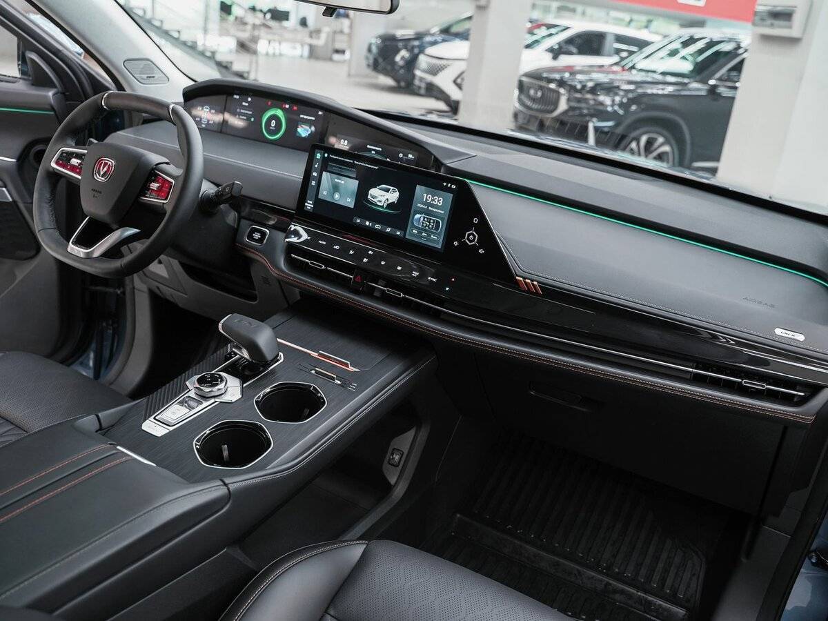 Changan UNI-K б/у, 2022, Автоматическая. Фото: #17