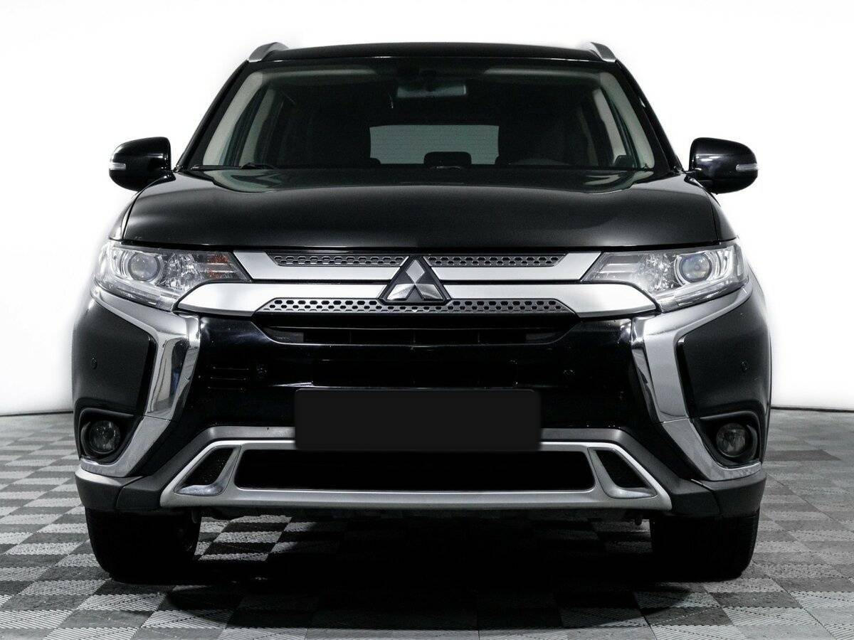 Mitsubishi Outlander б/у, 2021, Вариатор. Фото: #1