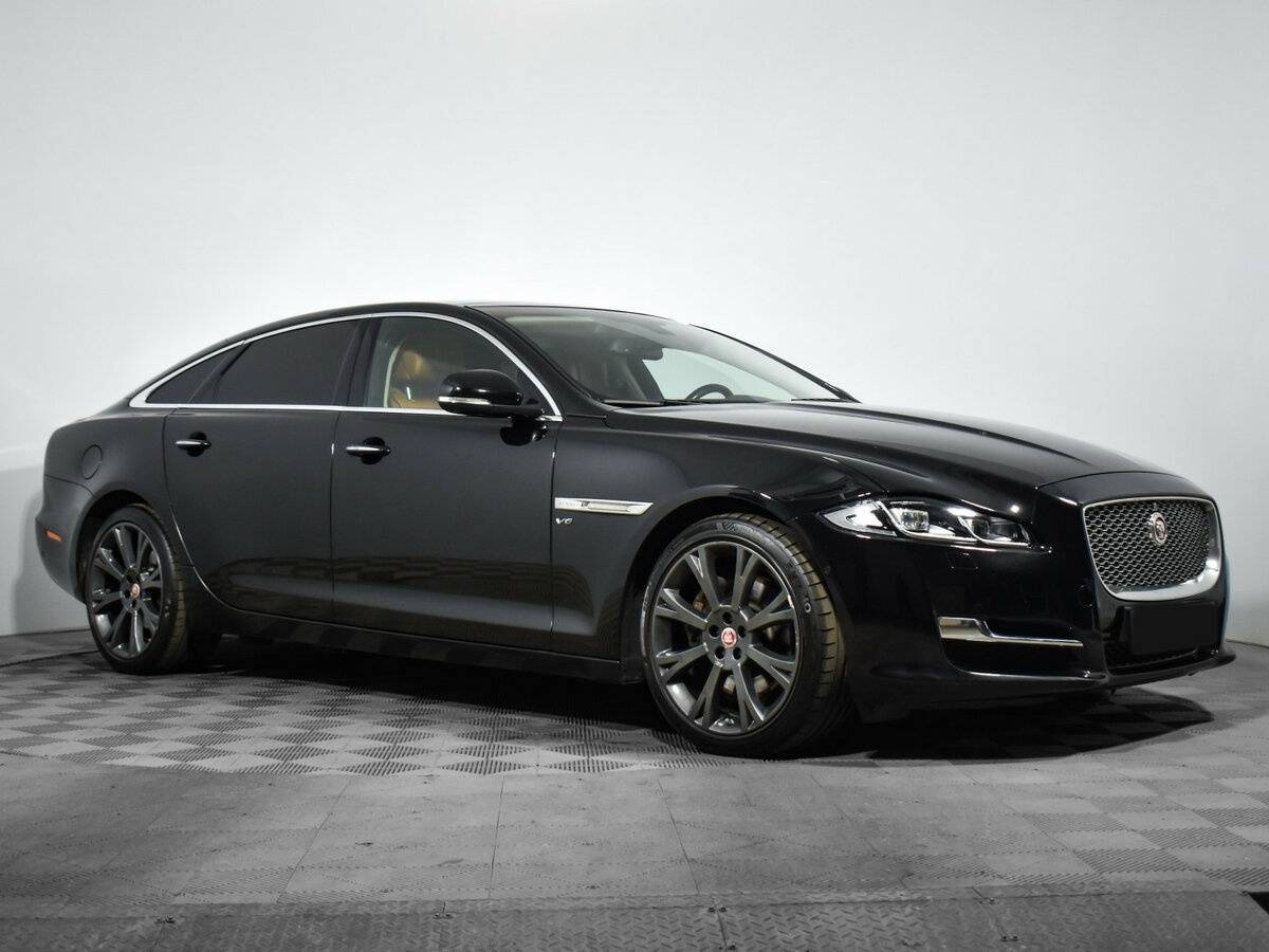 Jaguar XJ б/у, 2016, Автоматическая. Фото: #2