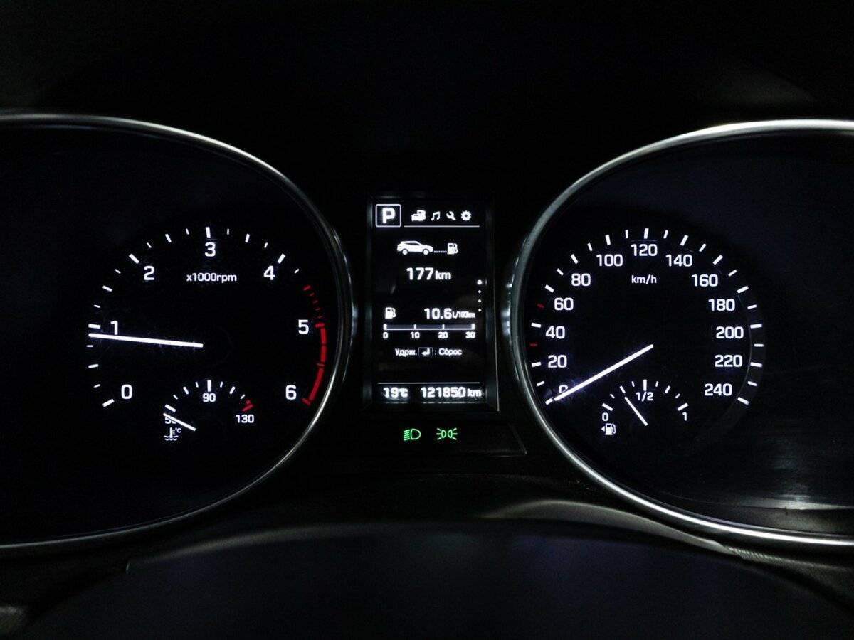 Hyundai Santa Fe б/у, 2017, Автоматическая. Фото: #11