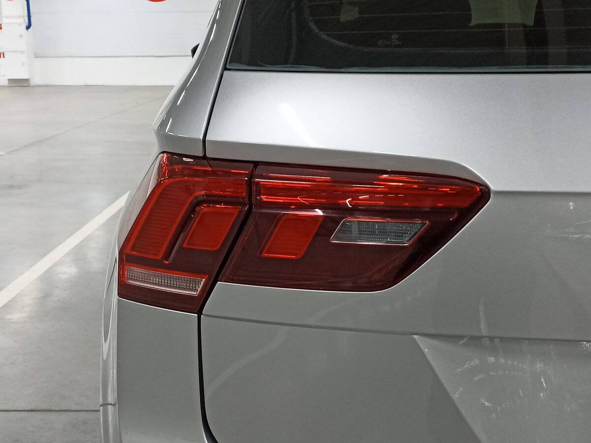 Volkswagen Tiguan б/у, 2021, Роботизированная. Фото: #8