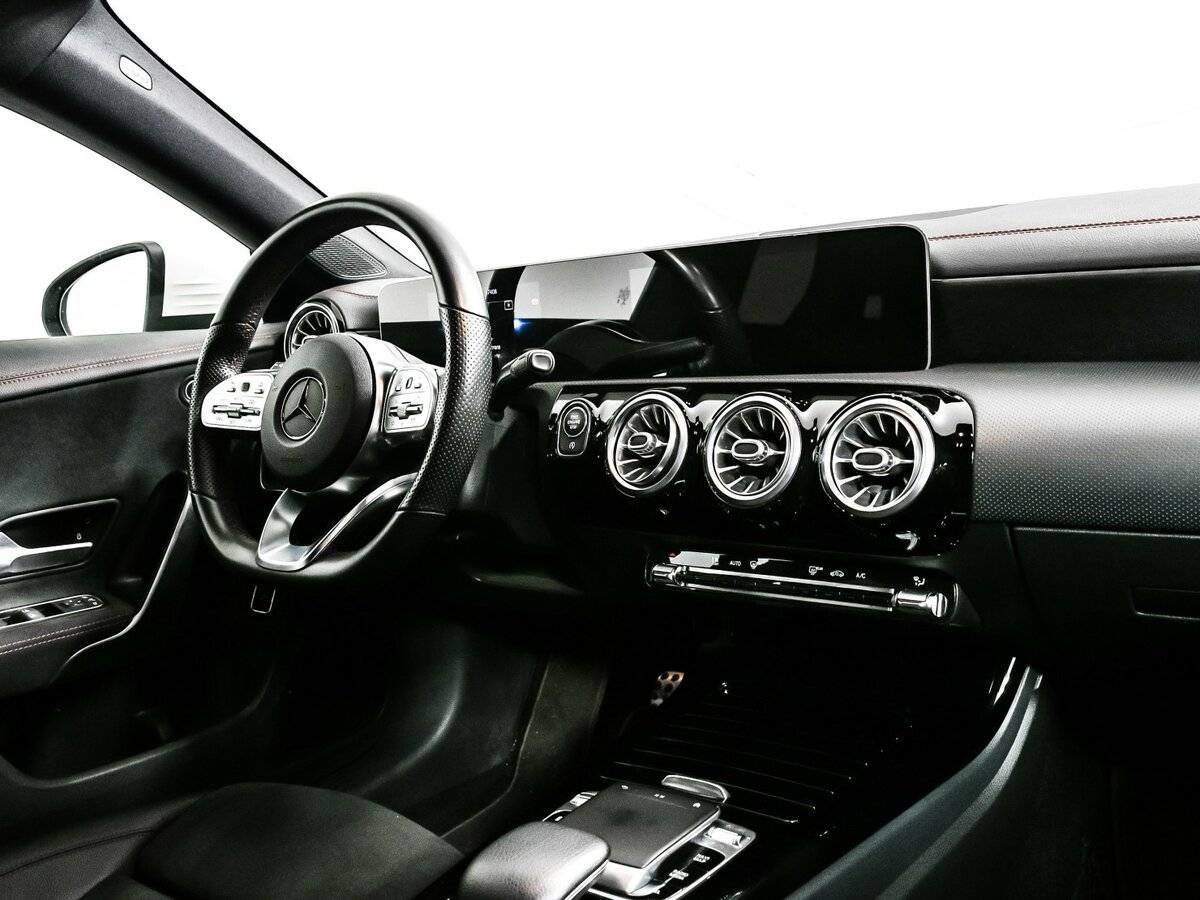 Mercedes-Benz CLA б/у, 2019, Роботизированная. Фото: #8