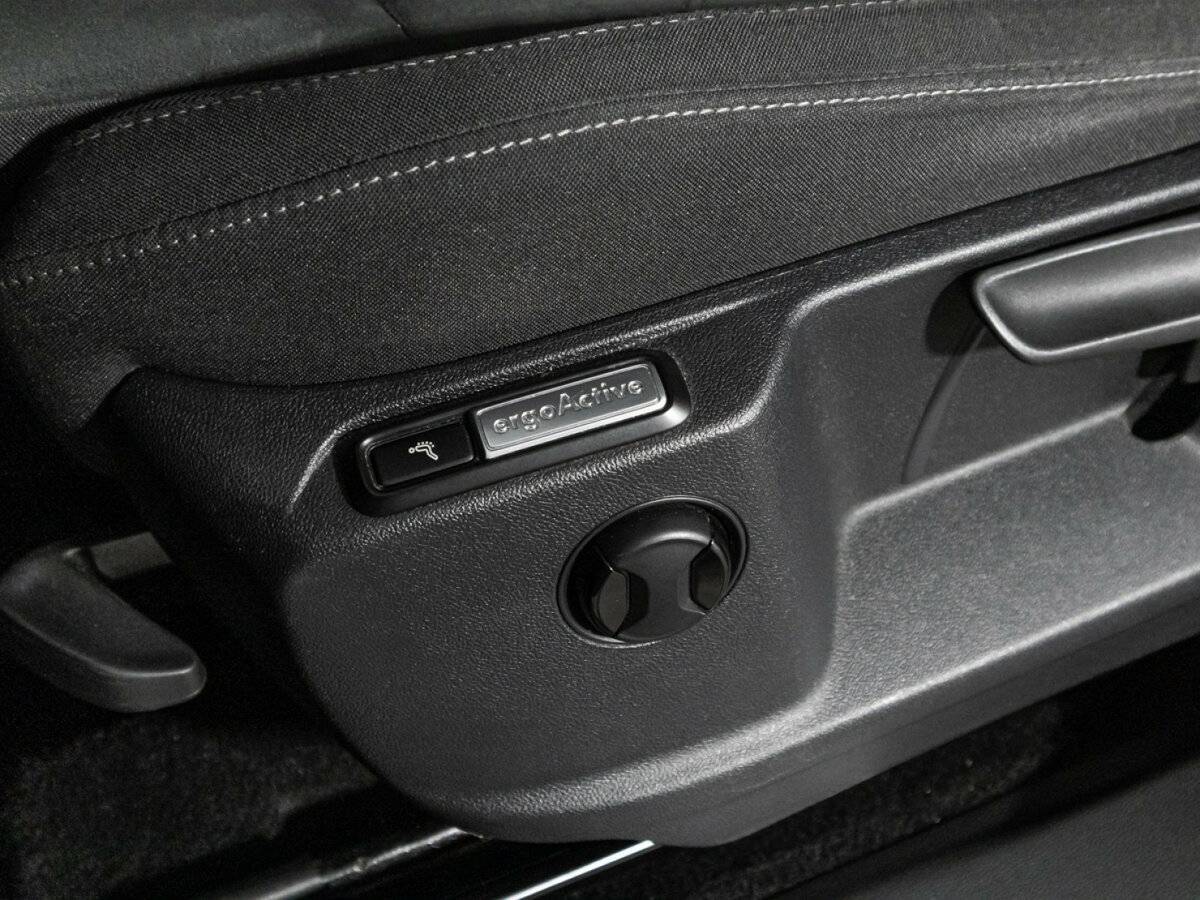 Volkswagen Tiguan б/у, 2018, Роботизированная. Фото: #17