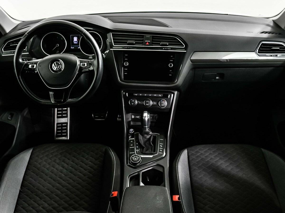 Volkswagen Tiguan б/у, 2018, Роботизированная. Фото: #12