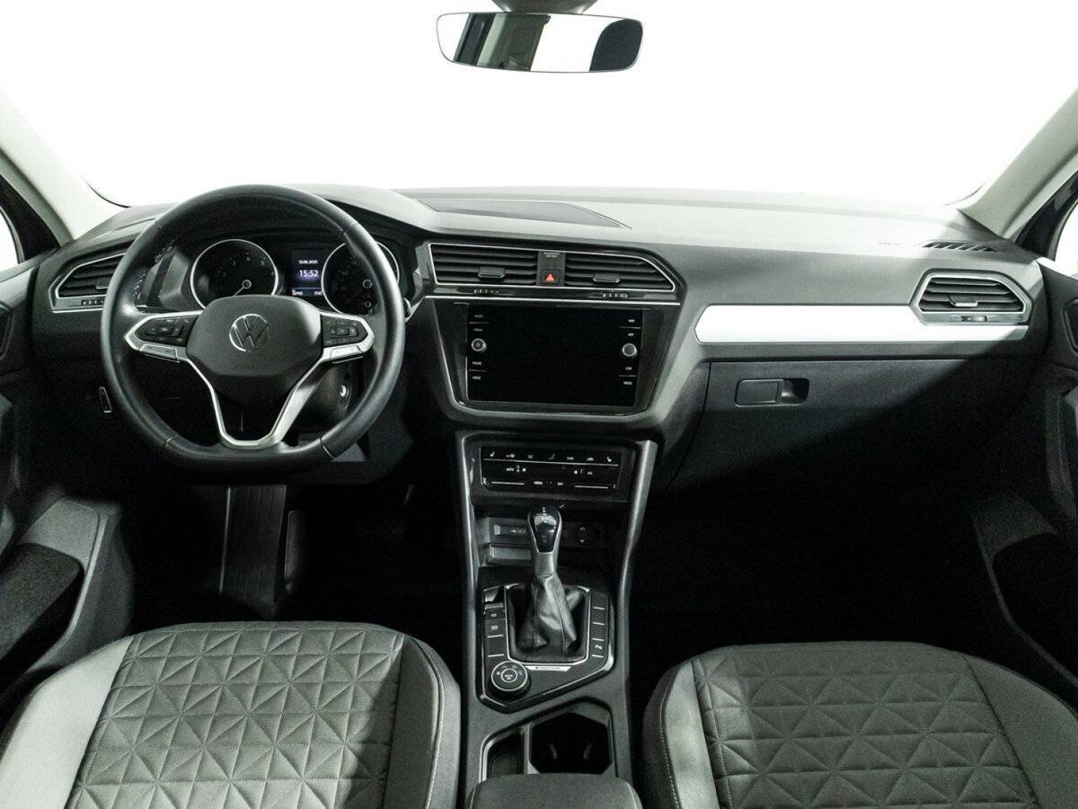 Volkswagen Tiguan б/у, 2021, Роботизированная. Фото: #12