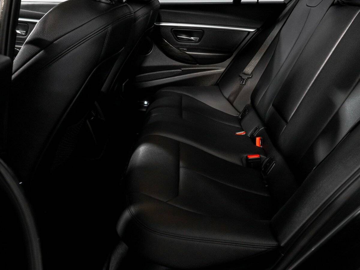 BMW 3 серии б/у, 2017, Автоматическая. Фото: #9