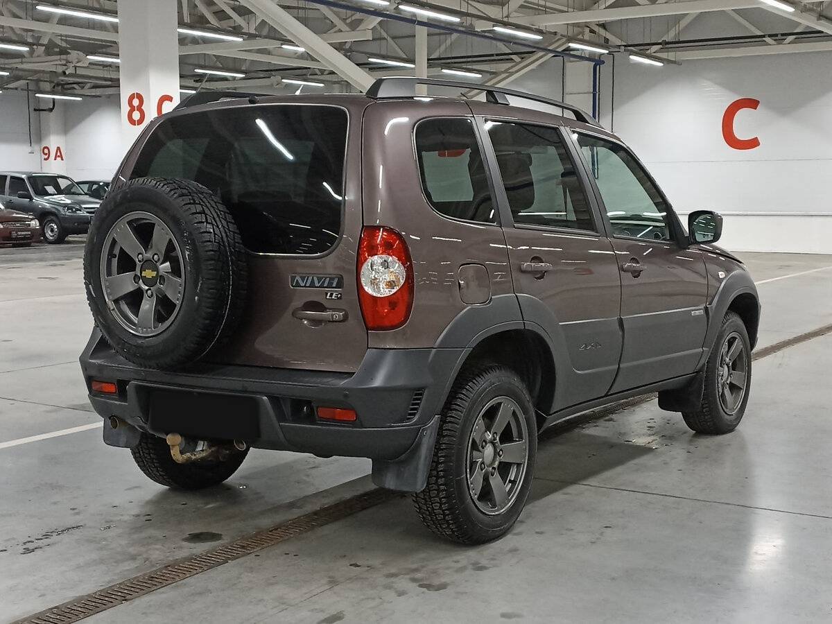 Chevrolet Niva б/у, 2018, Механическая. Фото: #4