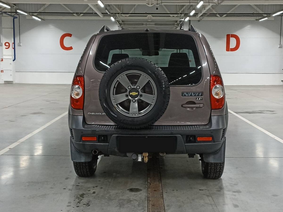 Chevrolet Niva б/у, 2018, Механическая. Фото: #5