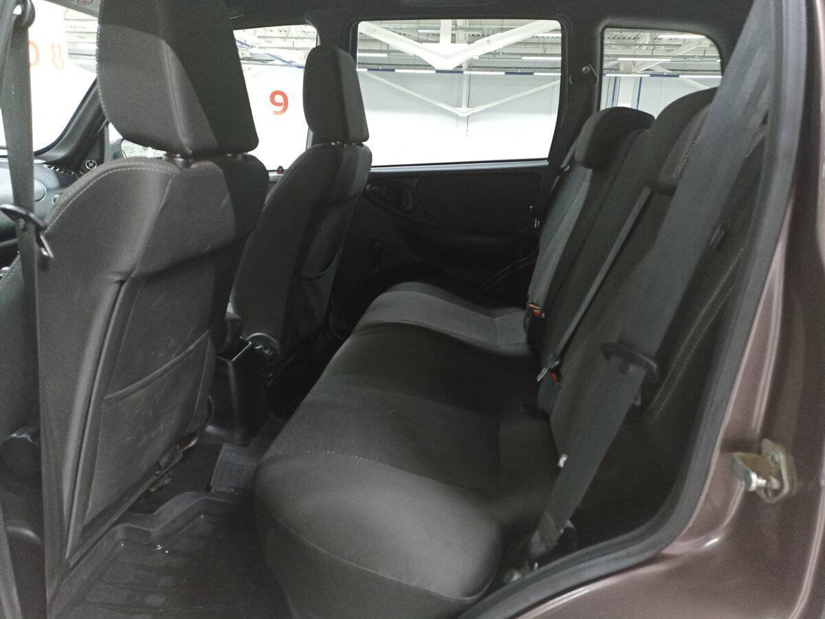 Chevrolet Niva б/у, 2018, Механическая. Фото: #11