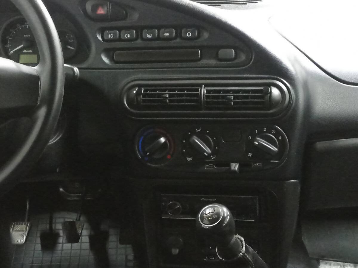 Chevrolet Niva б/у, 2018, Механическая. Фото: #14