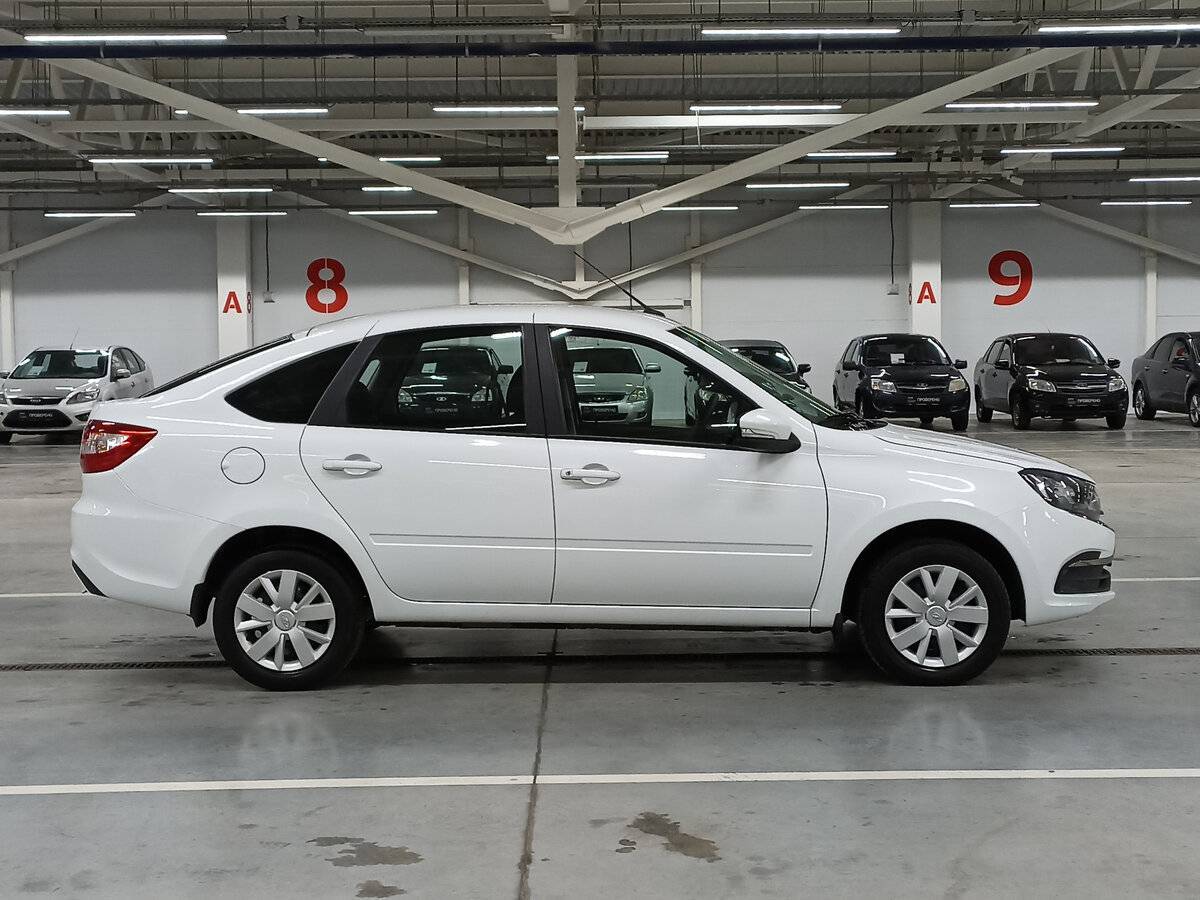 Lada (ВАЗ) Granta б/у, 2023, Механическая. Фото: #3