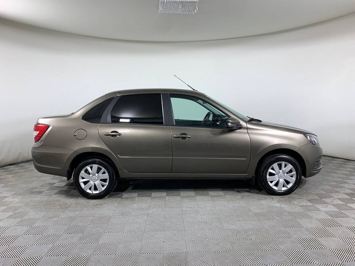 Lada (ВАЗ) Granta б/у, 2024, Механическая. Фото: #3