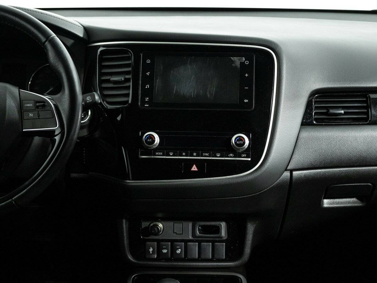 Mitsubishi Outlander б/у, 2021, Вариатор. Фото: #13