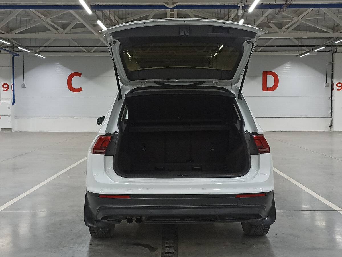 Volkswagen Tiguan б/у, 2019, Механическая. Фото: #9
