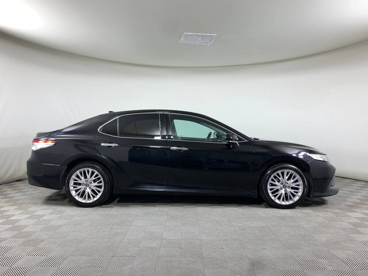 Toyota Camry б/у, 2018, Автоматическая. Фото: #3