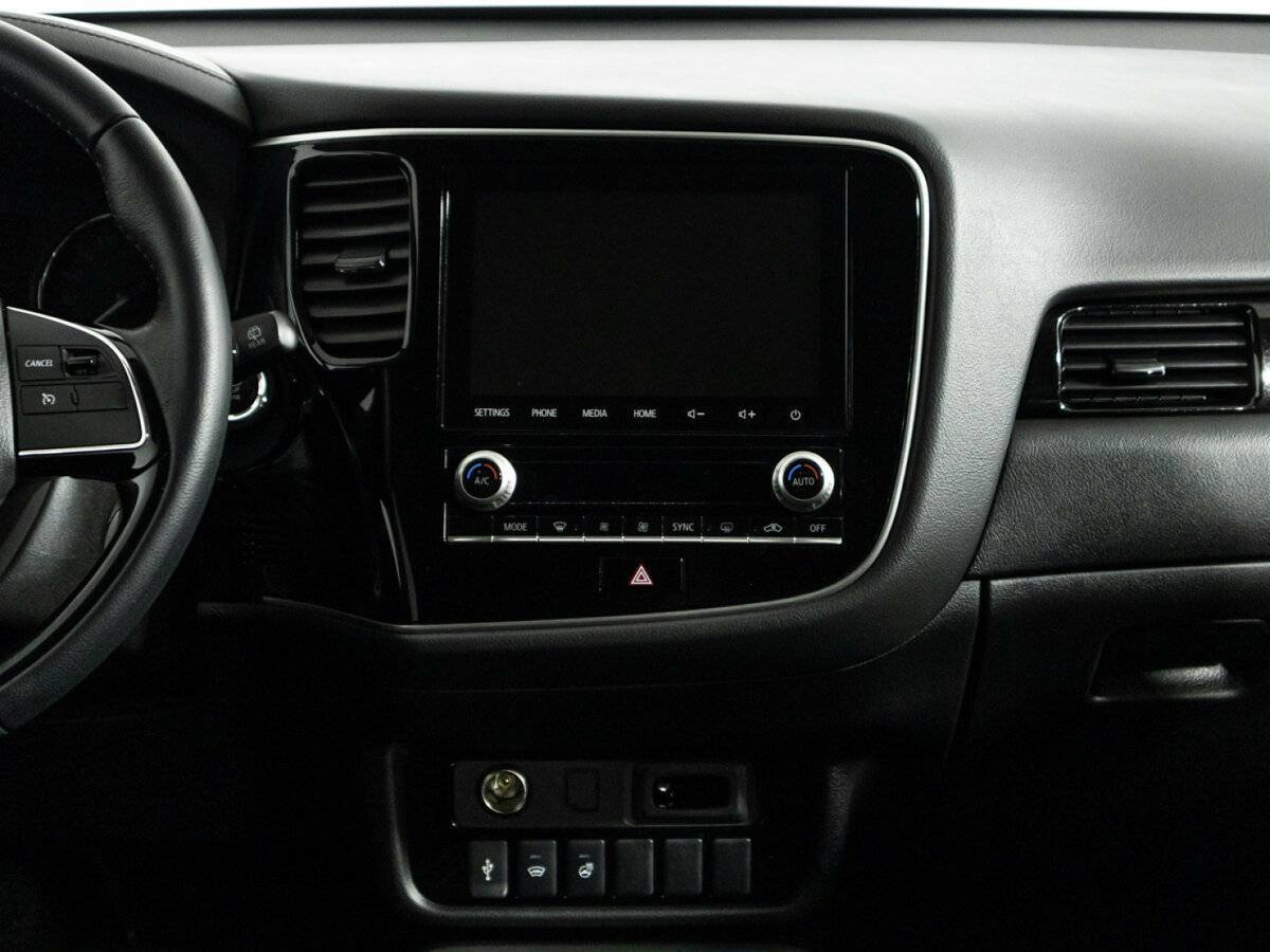 Mitsubishi Outlander б/у, 2022, Вариатор. Фото: #13