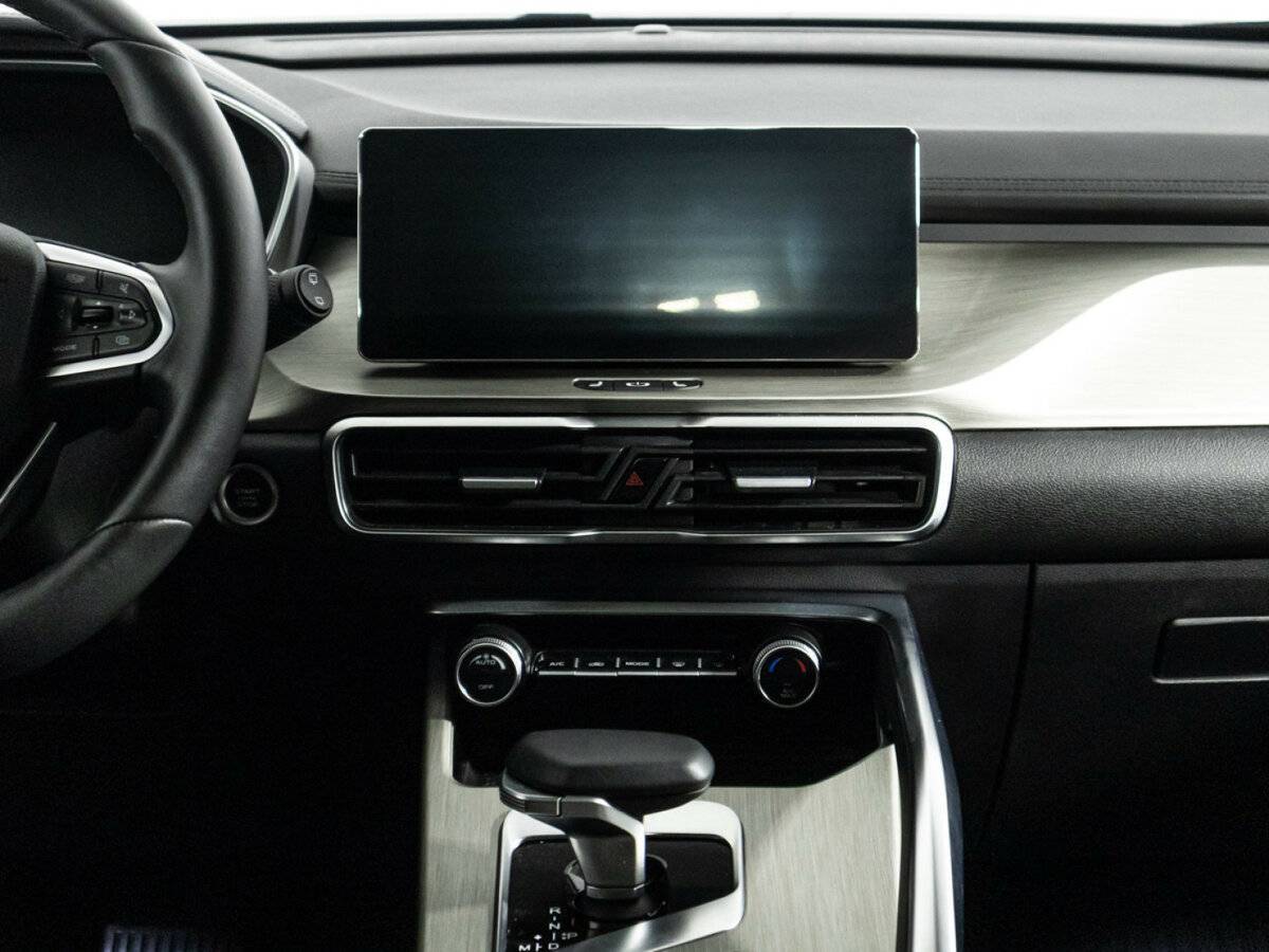 Geely Coolray б/у, 2023, Роботизированная. Фото: #13