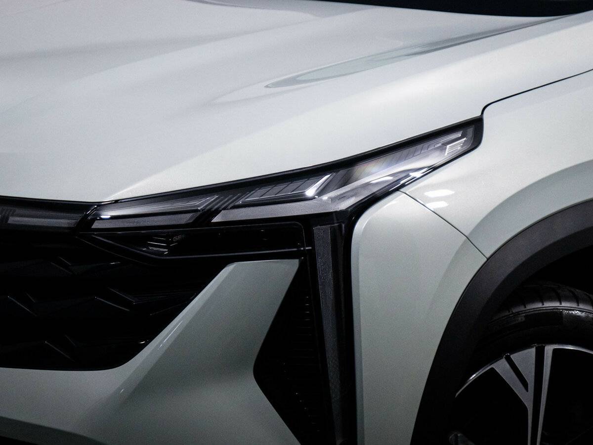 Geely Atlas б/у, 2023, Роботизированная. Фото: #15