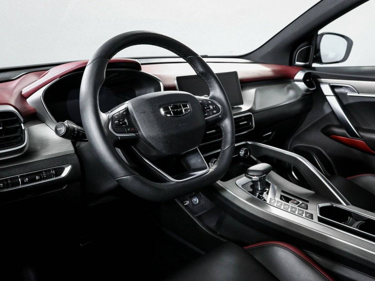 Geely Coolray б/у, 2024, Роботизированная. Фото: #12