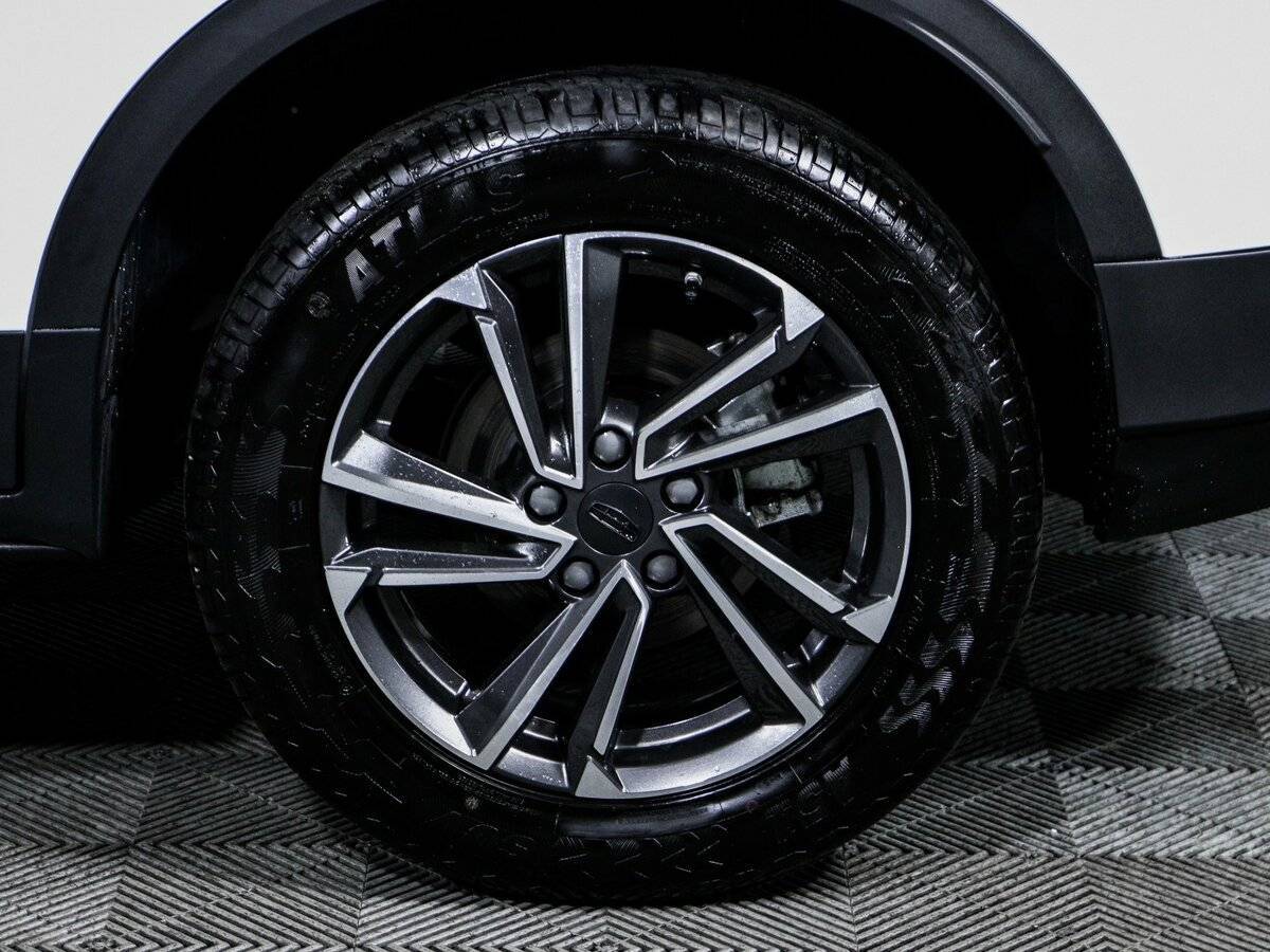 Geely Coolray б/у, 2023, Роботизированная. Фото: #14