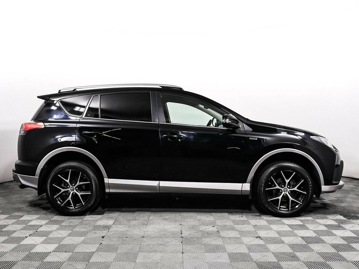 Toyota RAV4 б/у, 2017, Автоматическая. Фото: #3
