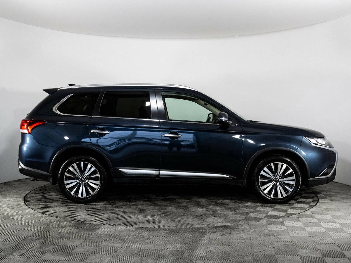 Mitsubishi Outlander б/у, 2020, Автоматическая. Фото: #3