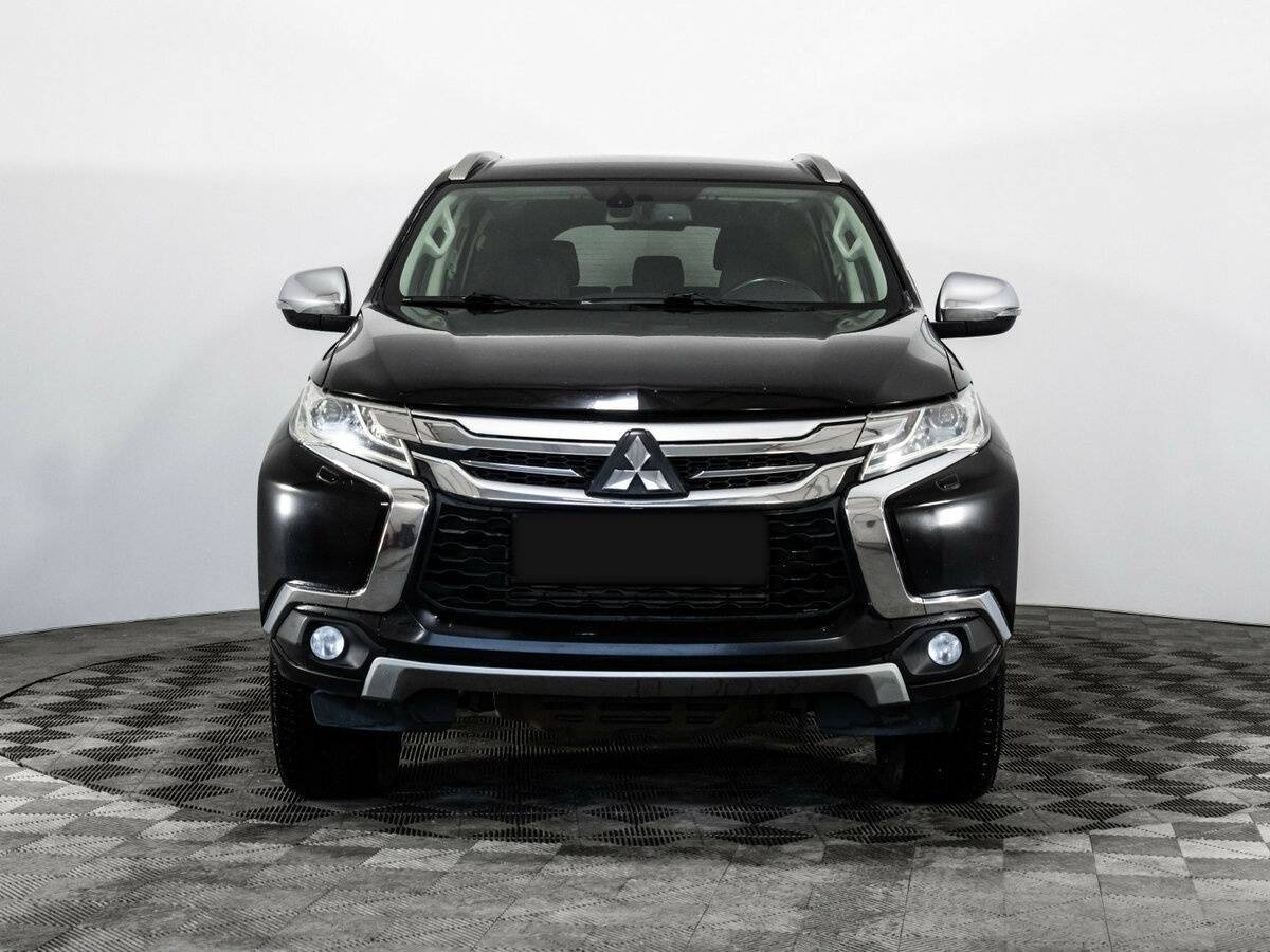 Mitsubishi Pajero Sport б/у, 2018, Автоматическая. Фото: #1