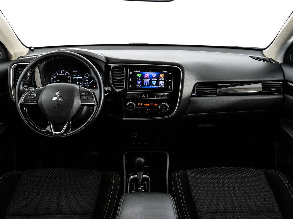 Mitsubishi Outlander б/у, 2019, Вариатор. Фото: #9