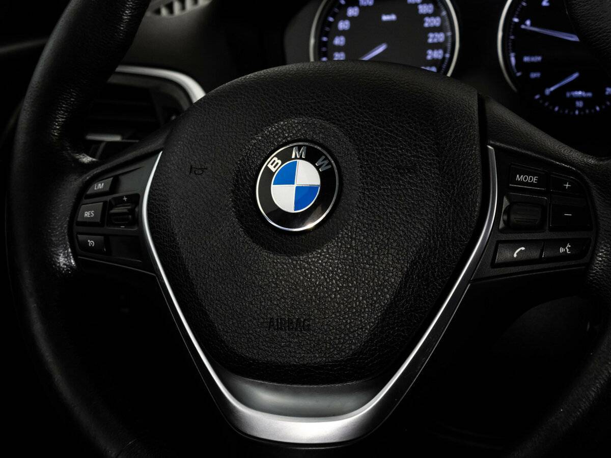 BMW 1 серии б/у, 2017, Автоматическая. Фото: #18