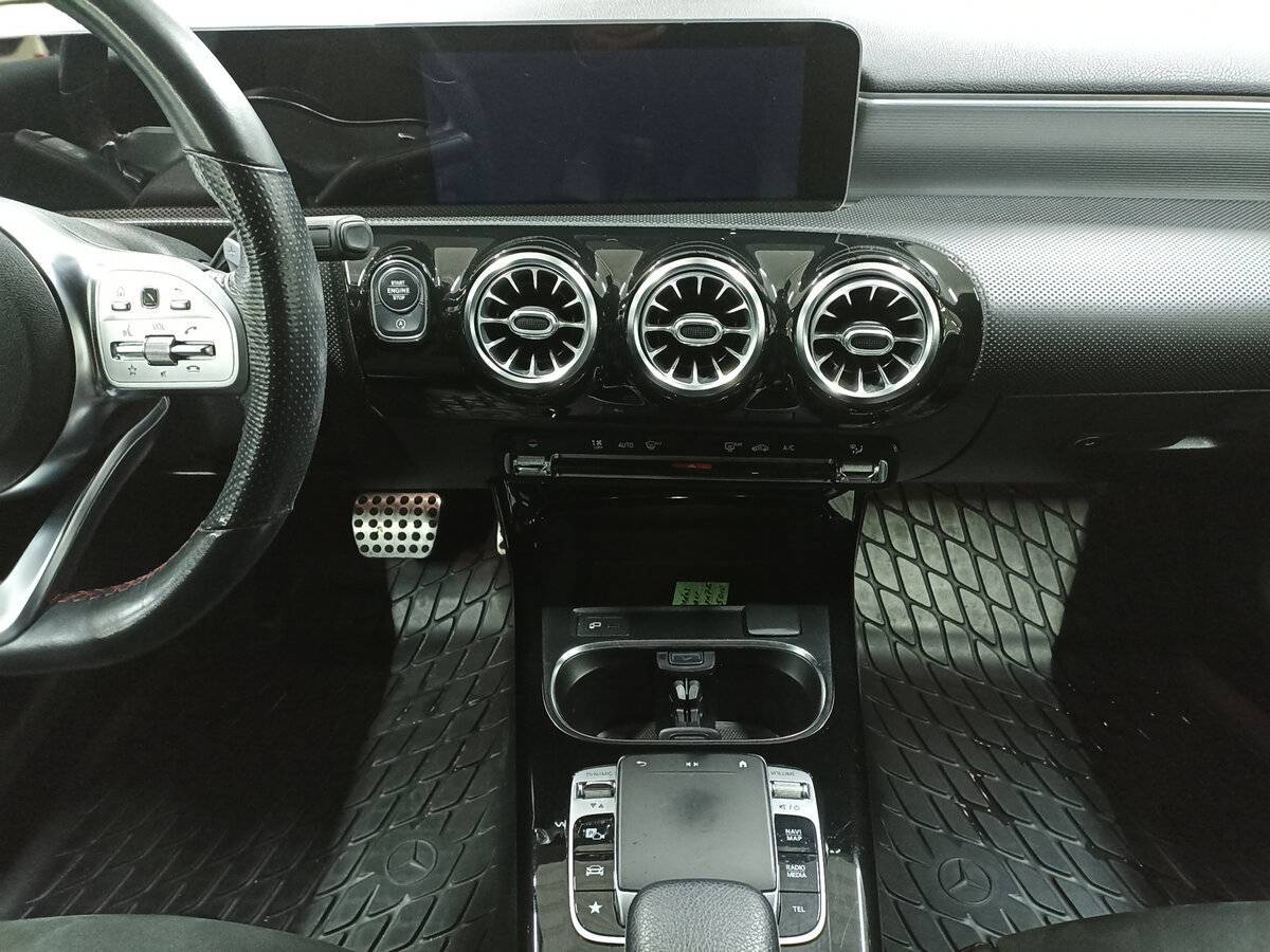 Mercedes-Benz A-Класс б/у, 2018, Роботизированная. Фото: #14