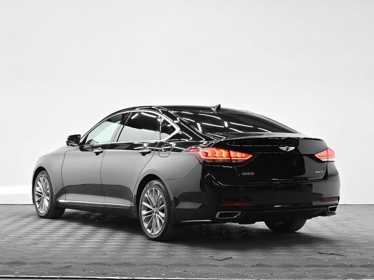 Hyundai Genesis б/у, 2016, Автоматическая. Фото: #2