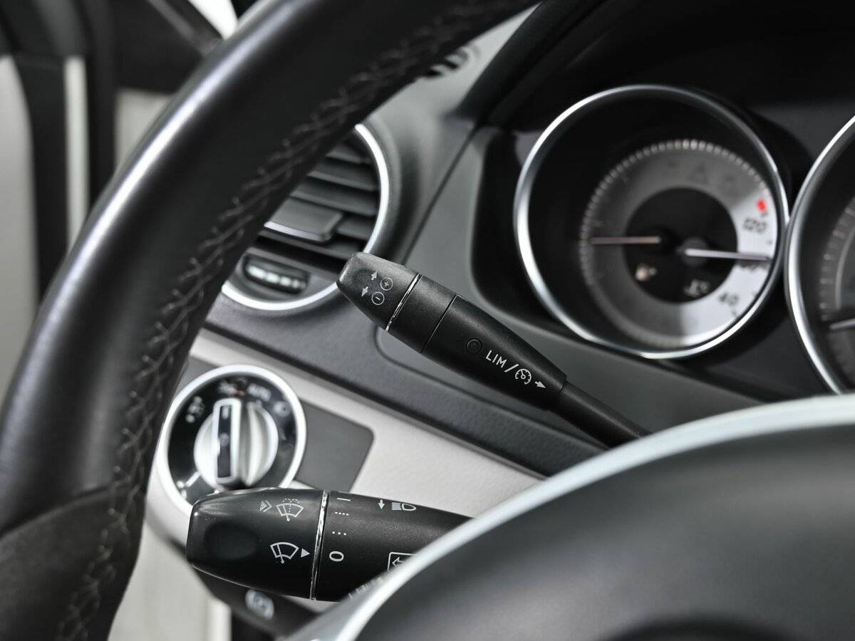 Mercedes-Benz C-Класс б/у, 2012, Автоматическая. Фото: #7