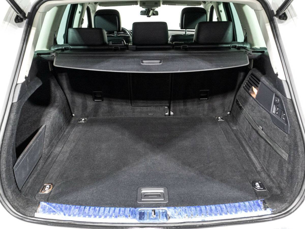 Volkswagen Touareg б/у, 2016, Автоматическая. Фото: #14