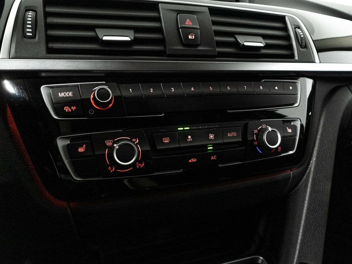 BMW 3 серии б/у, 2018, Автоматическая. Фото: #16