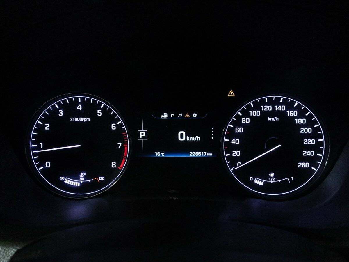 Hyundai Genesis б/у, 2015, Автоматическая. Фото: #11