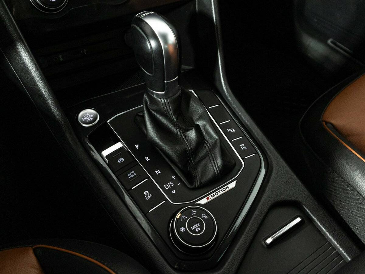 Volkswagen Tiguan б/у, 2017, Роботизированная. Фото: #22