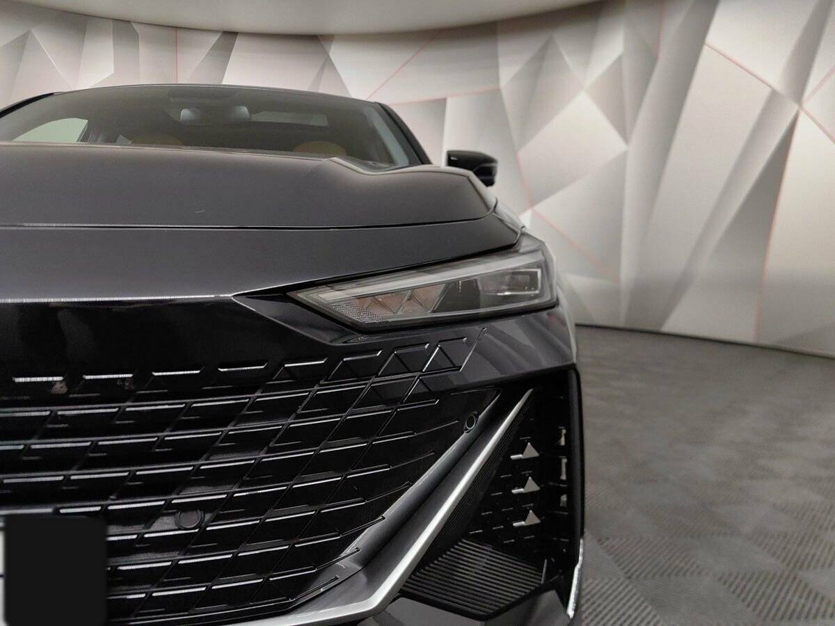 Changan UNI-V б/у, 2022, Роботизированная. Фото: #8