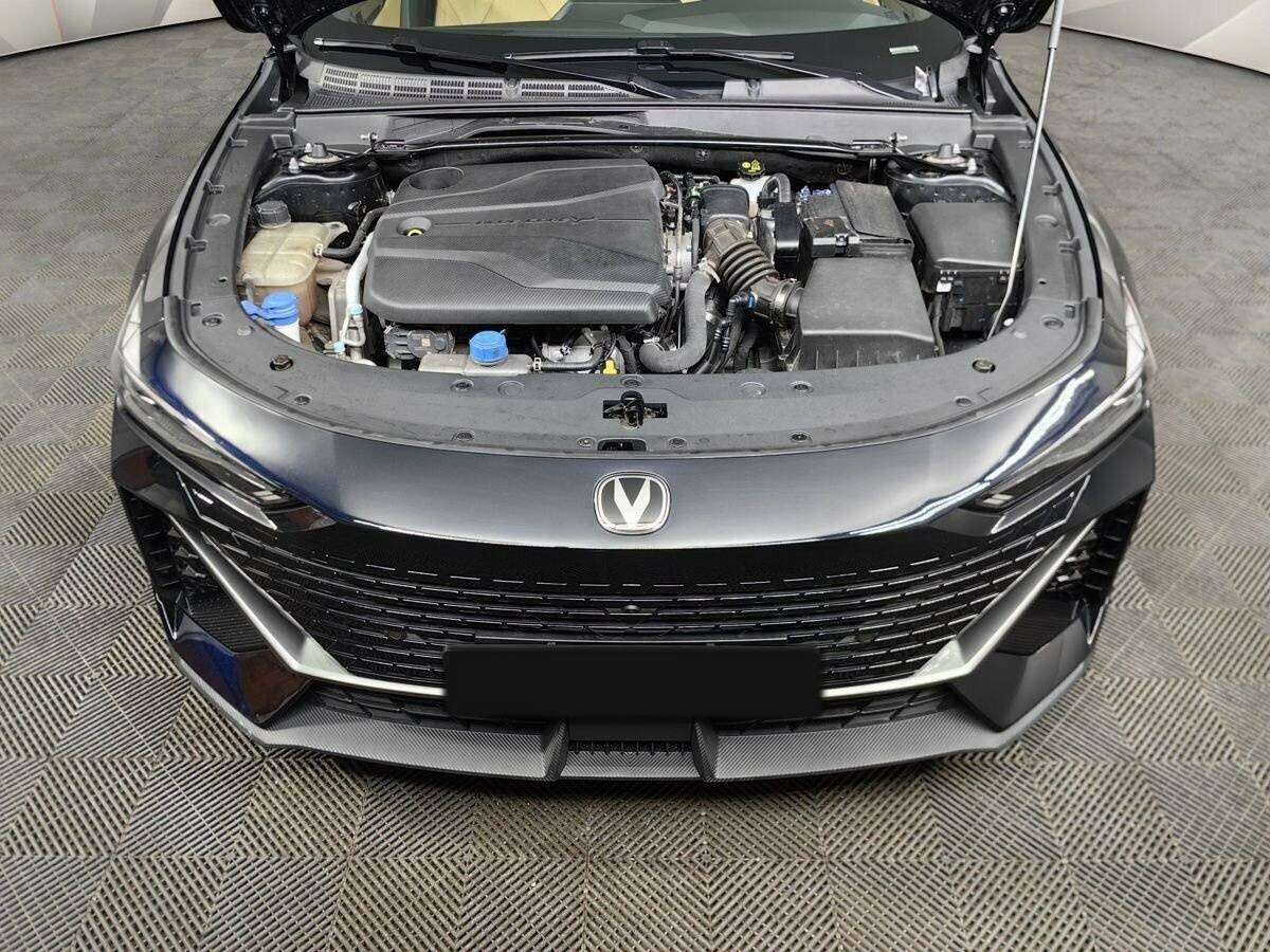 Changan UNI-V б/у, 2022, Роботизированная. Фото: #19