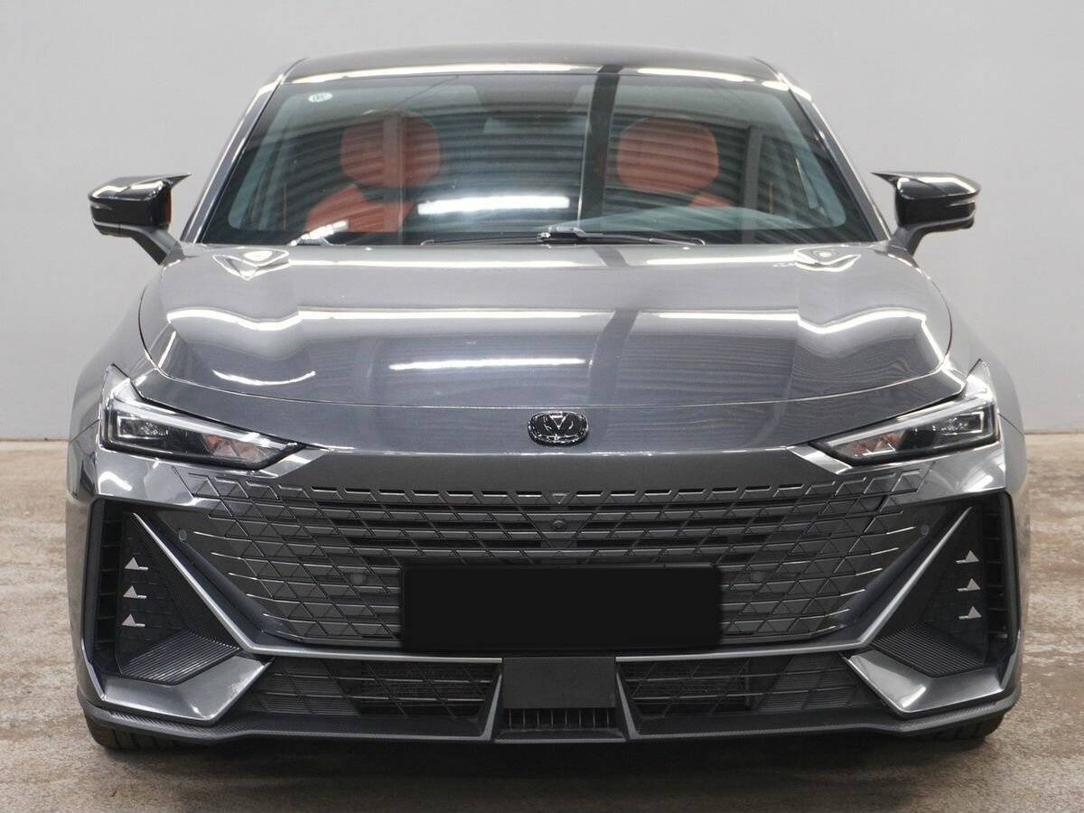 Changan UNI-V б/у, 2022, Роботизированная. Фото: #1