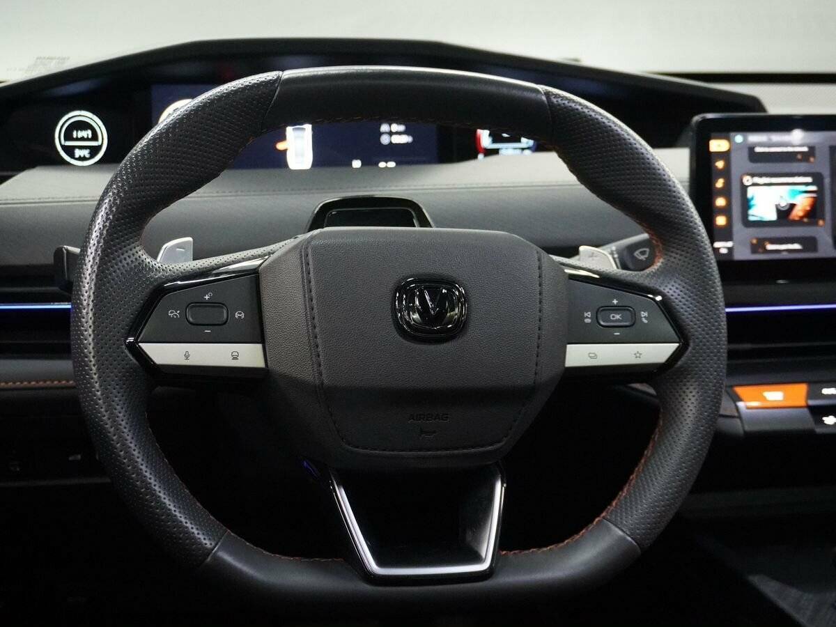 Changan UNI-V б/у, 2022, Роботизированная. Фото: #14