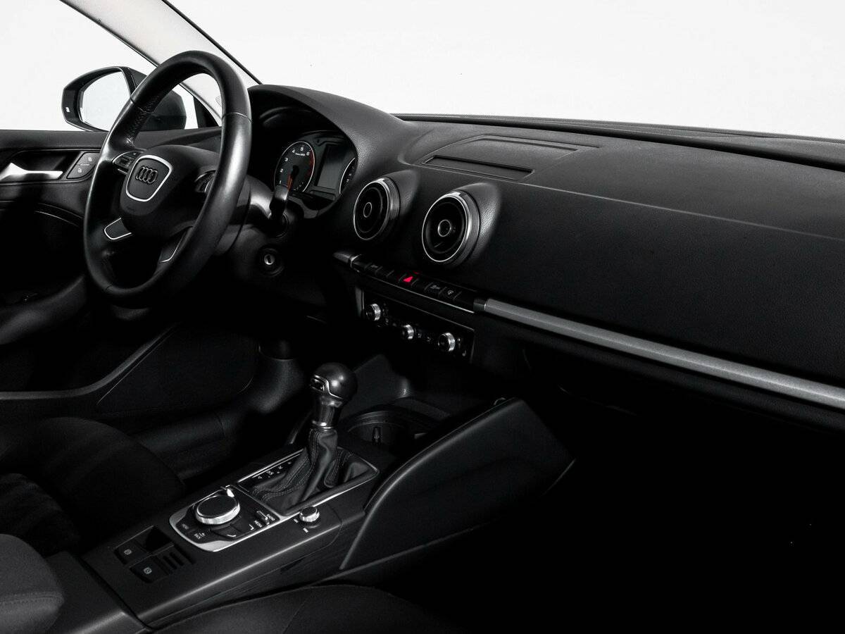 Audi A3 б/у, 2015, Роботизированная. Фото: #8