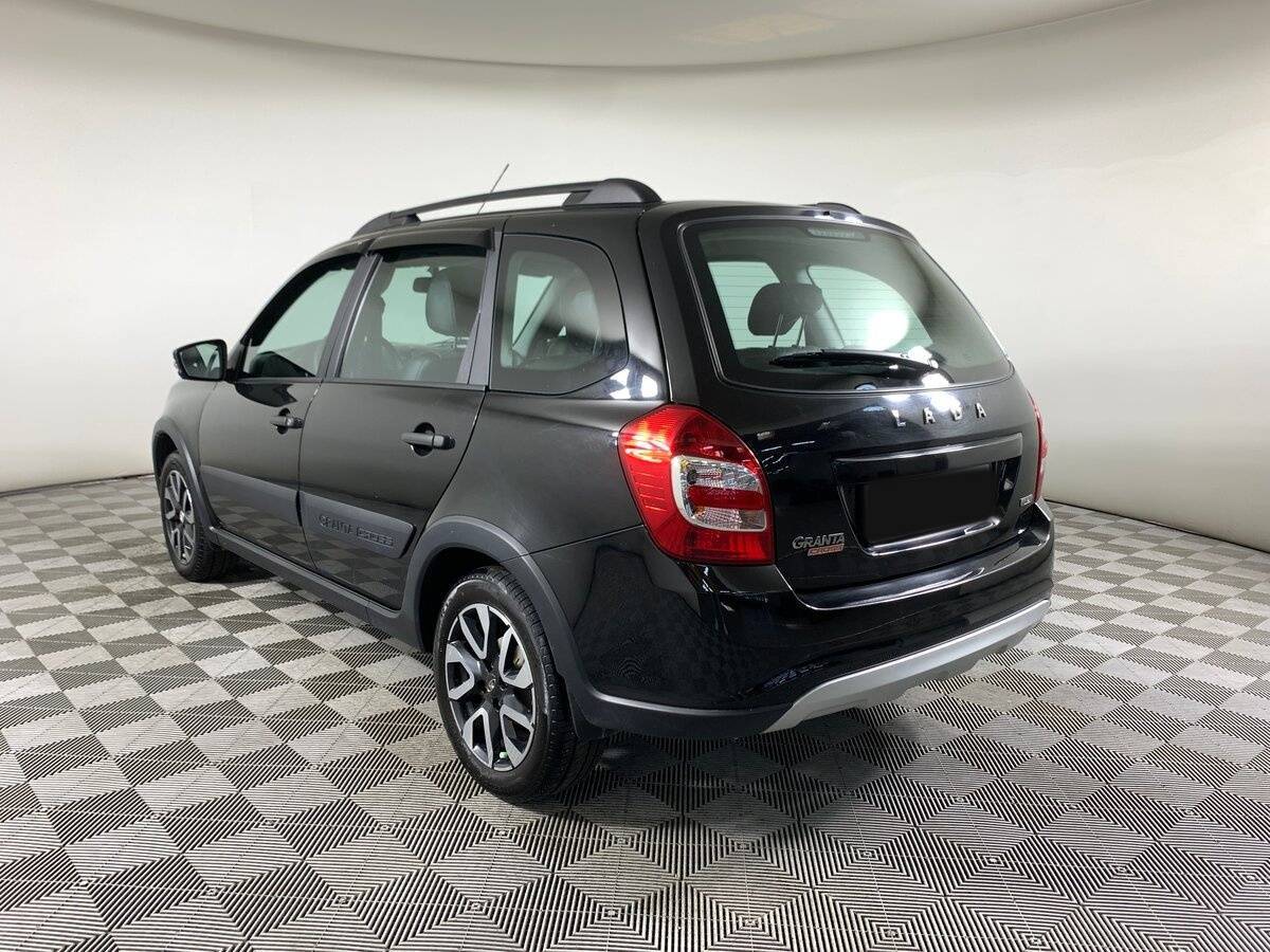 Lada (ВАЗ) Granta б/у, 2023, Механическая. Фото: #6